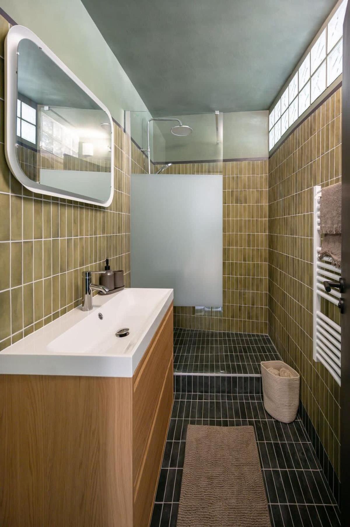 Elegant Parisian Apartment, Place Des Vosges Apartment